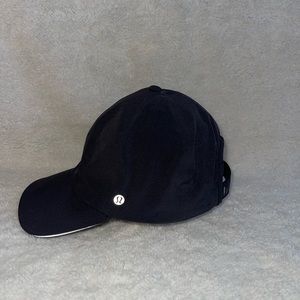 Lululemon Women’s Fast and Free Running Hat NWOT
